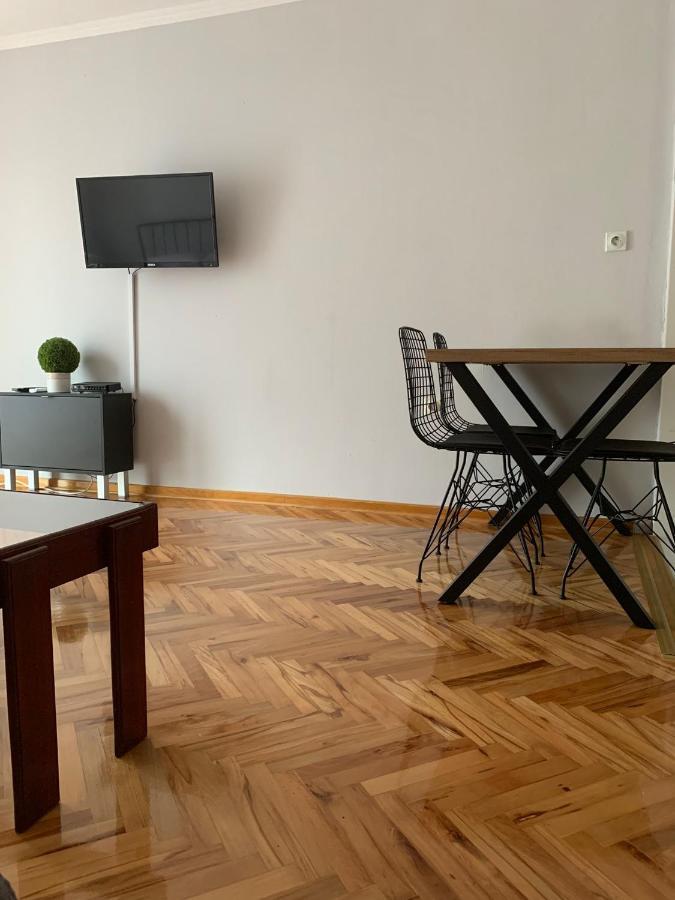 Comfy Studio - 1 Minute Walk To Delta Planet Ni Exterior foto