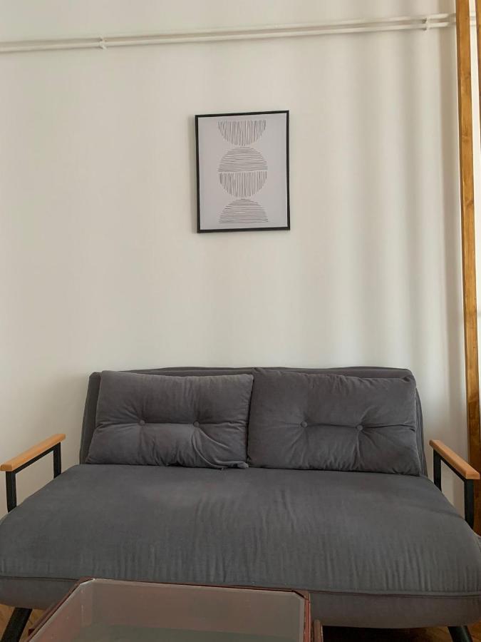 Comfy Studio - 1 Minute Walk To Delta Planet Ni Exterior foto