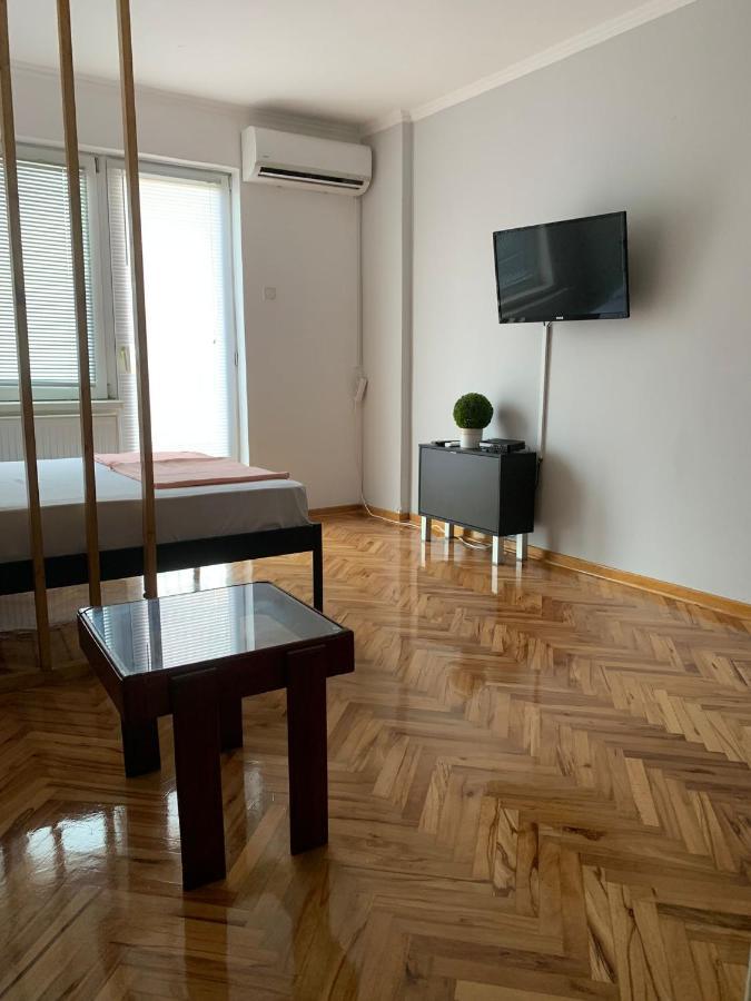 Comfy Studio - 1 Minute Walk To Delta Planet Ni Exterior foto